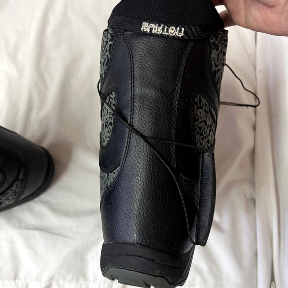 Burton Snowboard Boots Size 7 - Picture 6 of 16